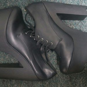 Platform Laceup Ankle Boots